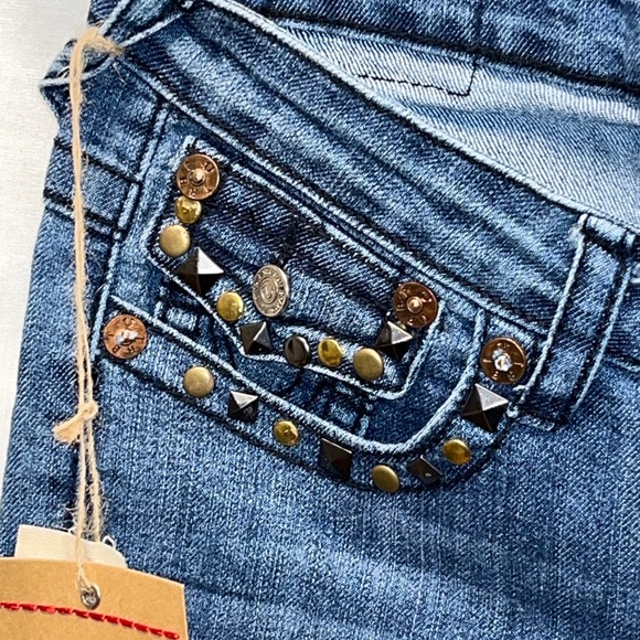 NWT True Religion Joey Super T Studded Jeans Size 27/32 - Picture 9 of 11